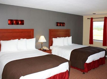 Shenandoah Inn, Major Credit Cards Required For Check In Plymouth Экстерьер фото